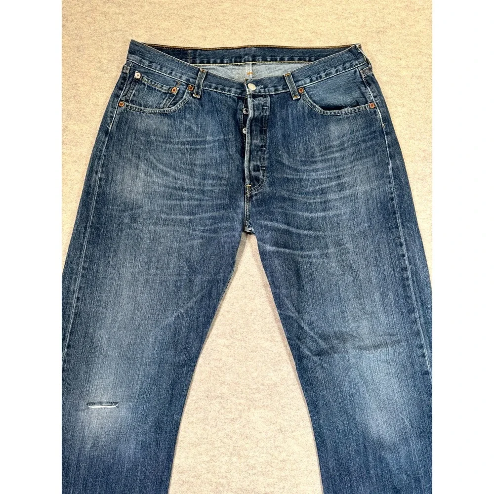Levis 501‎ Straight Fit Jeans Mens 36x32 Blue Whiskering Denim Cotton Button Fly
